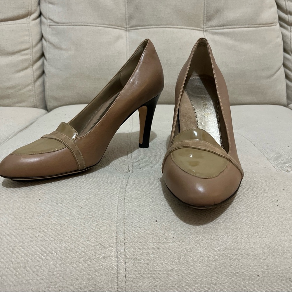 Dana Davis Women’s Beige Heel With Patent Cap  Toe Size 9